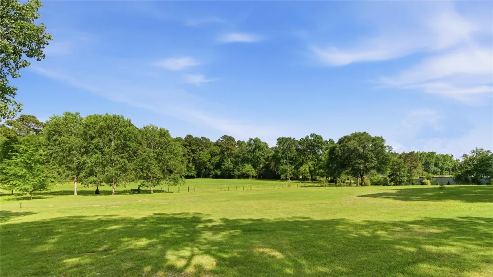 13547 Shepard Hill Road Willis, TX 77318