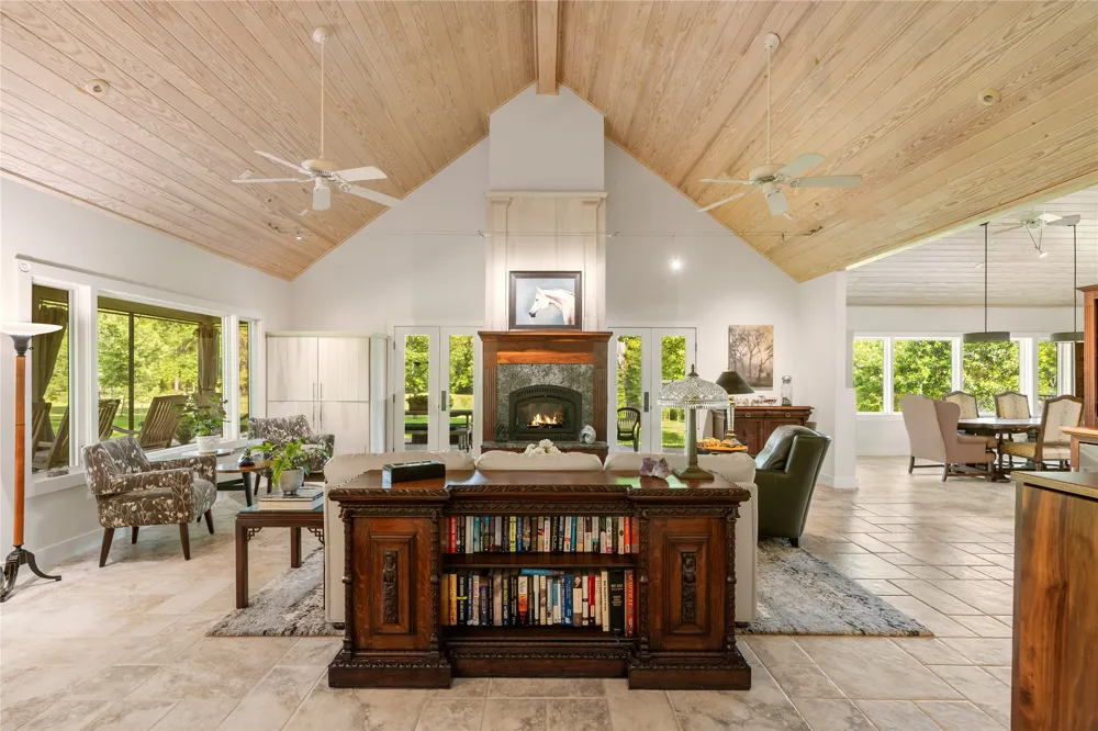 13547 Shepard Hill Road Willis, TX 77318
