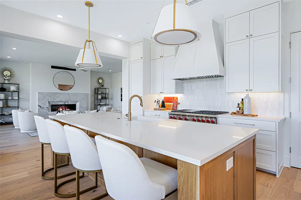 340 O Connor Ridge Boulevard #13 Irving, TX 75038