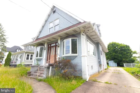 230 WHITE HORSE PIKE