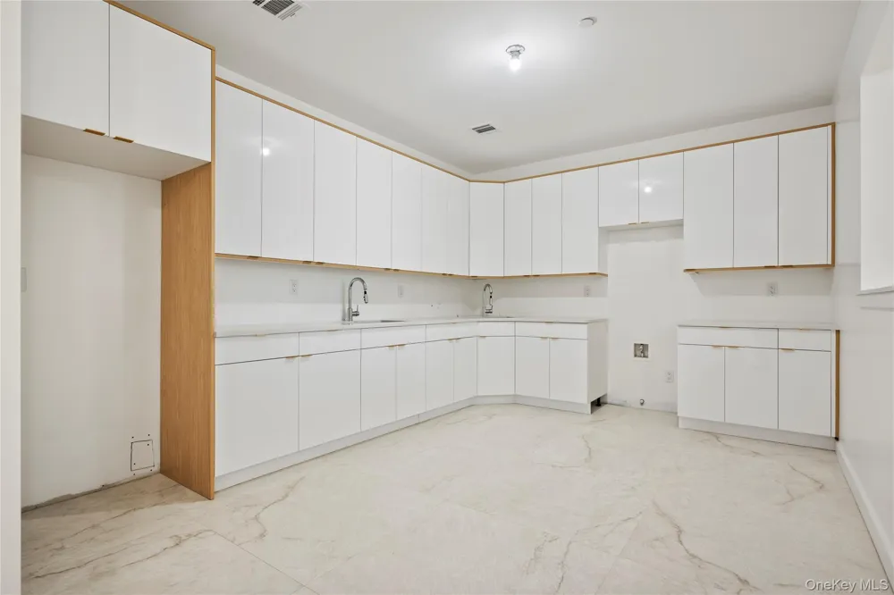 130 Union Road #201 Spring Valley, NY 10977