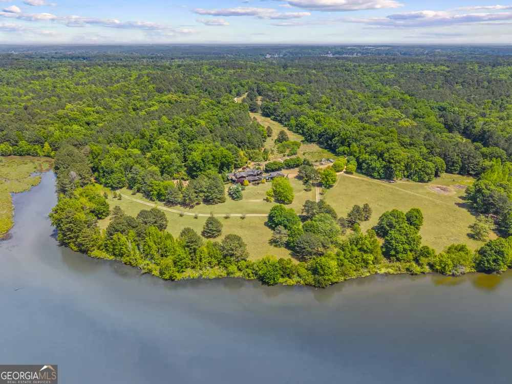 1875 Reids Ferry RD Buckhead, GA 30625