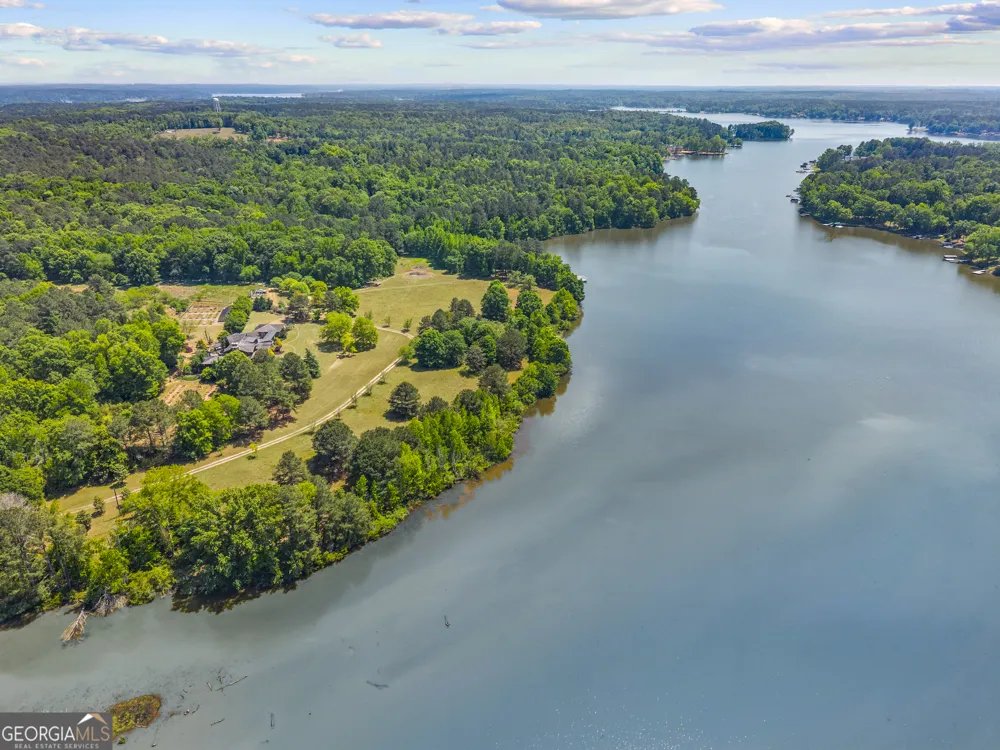 1875 Reids Ferry RD Buckhead, GA 30625