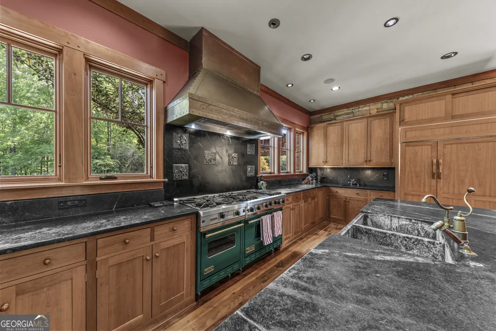 1875 Reids Ferry RD Buckhead, GA 30625