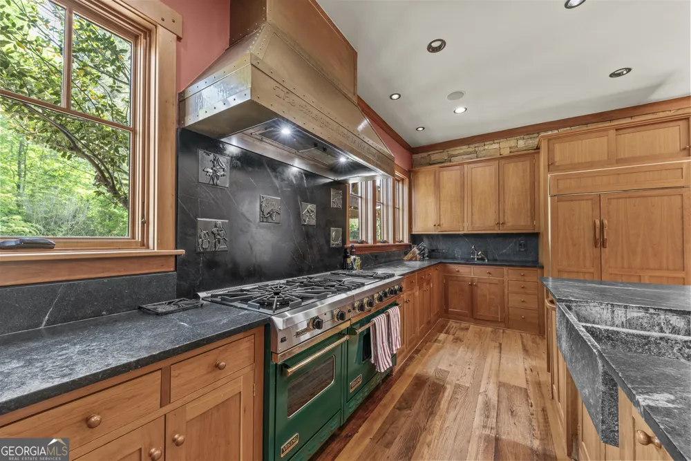 1875 Reids Ferry RD Buckhead, GA 30625