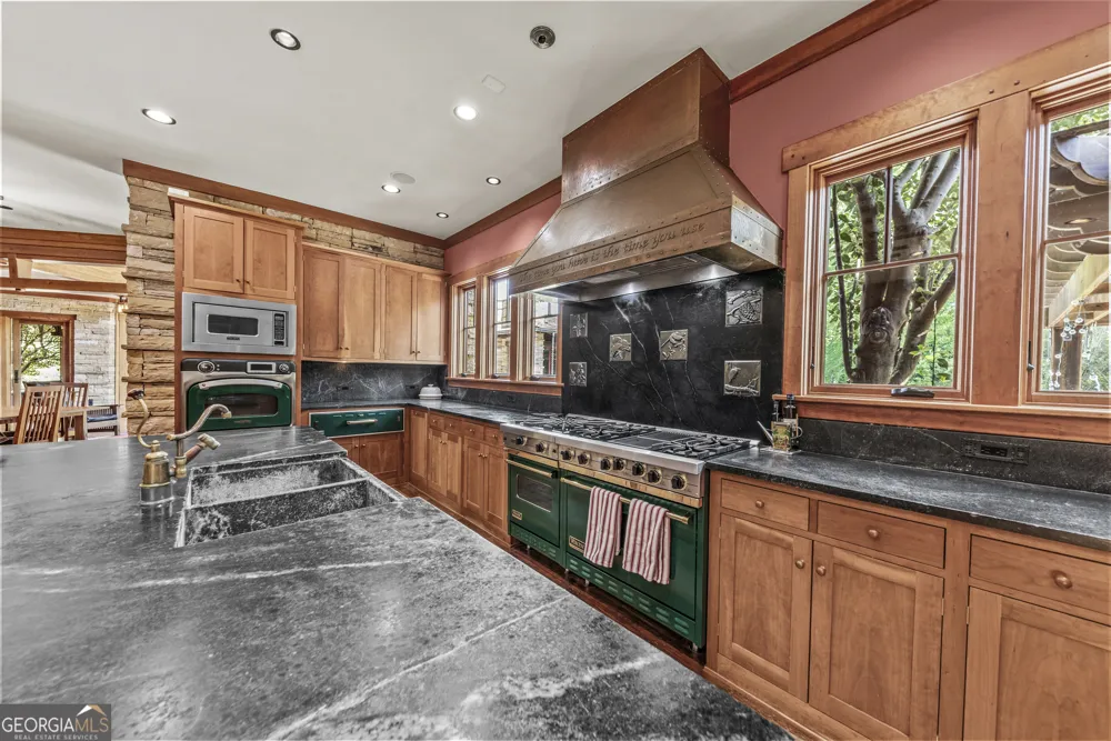 1875 Reids Ferry RD Buckhead, GA 30625