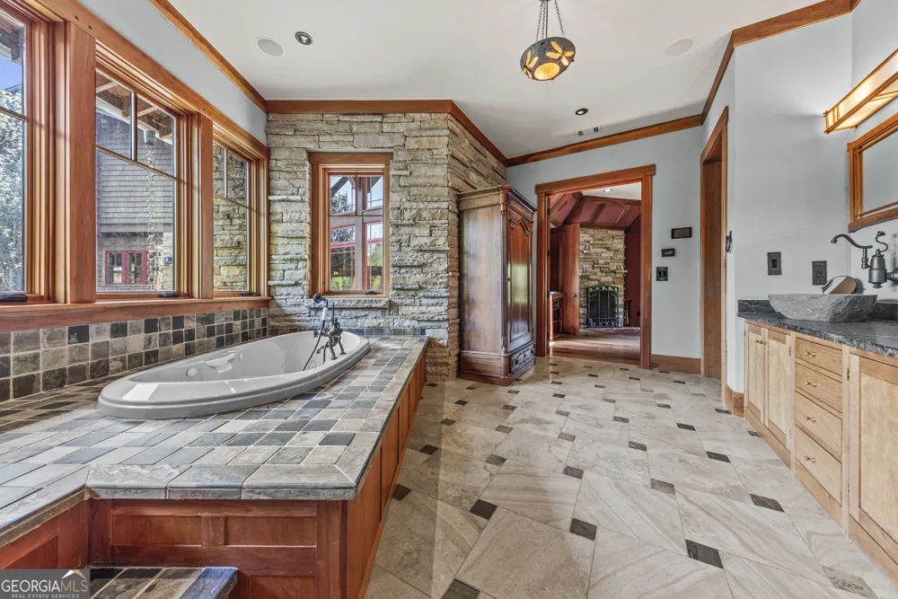 1875 Reids Ferry RD Buckhead, GA 30625