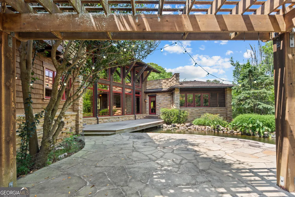 1875 Reids Ferry RD Buckhead, GA 30625