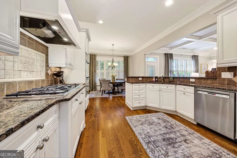 306 Horseshoe BND Statham, GA 30666