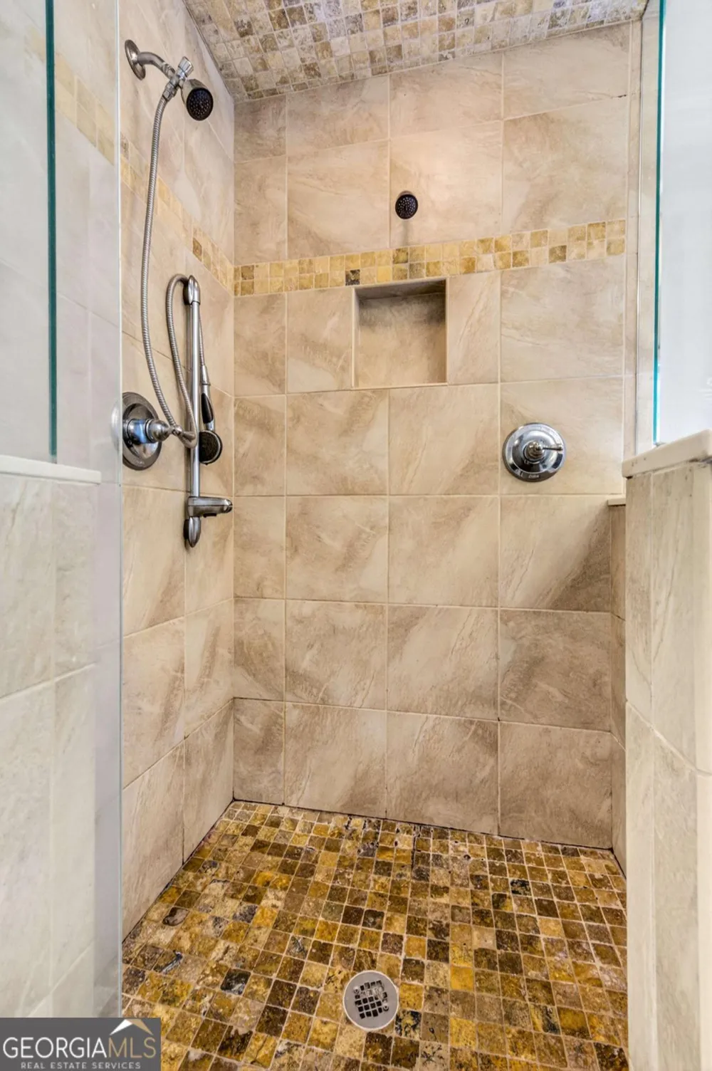 306 Horseshoe BND Statham, GA 30666