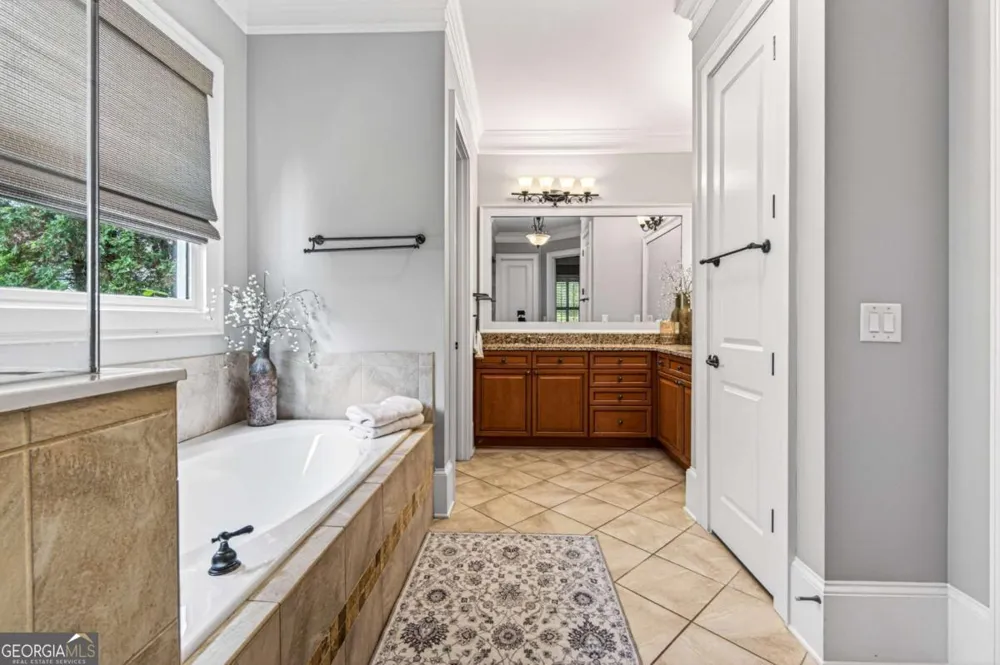 306 Horseshoe BND Statham, GA 30666