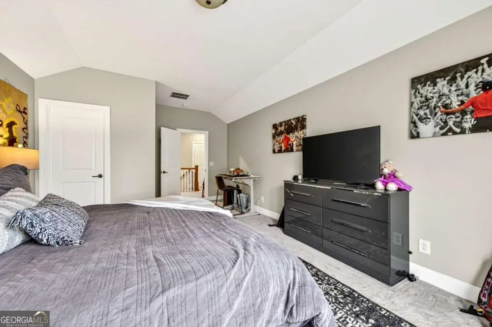 306 Horseshoe BND Statham, GA 30666