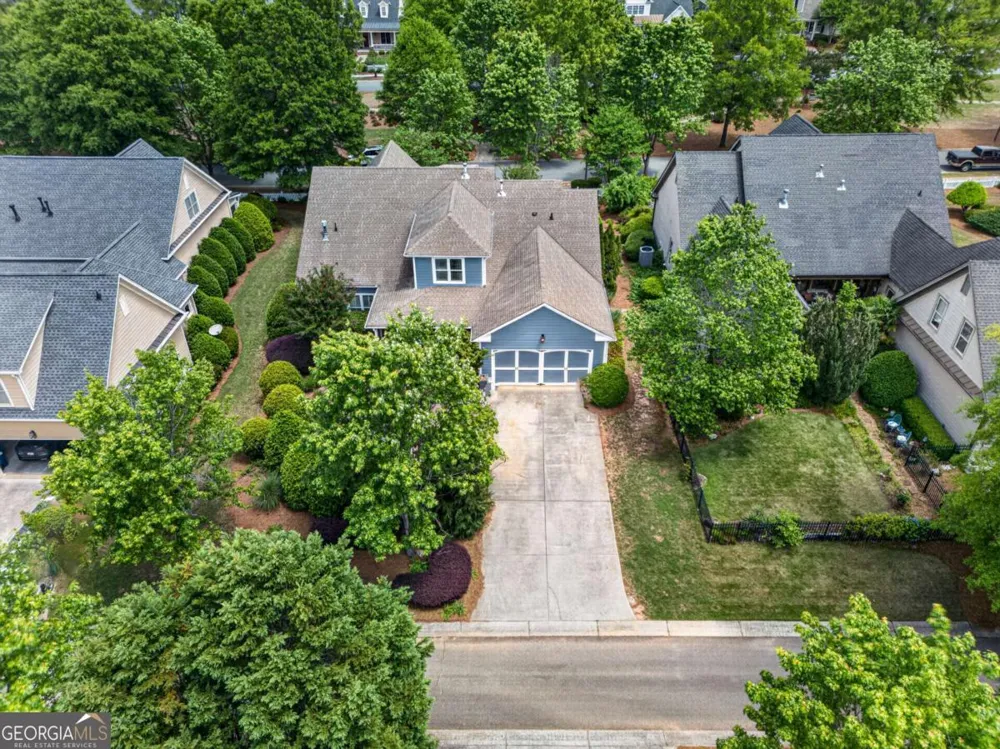 306 Horseshoe BND Statham, GA 30666