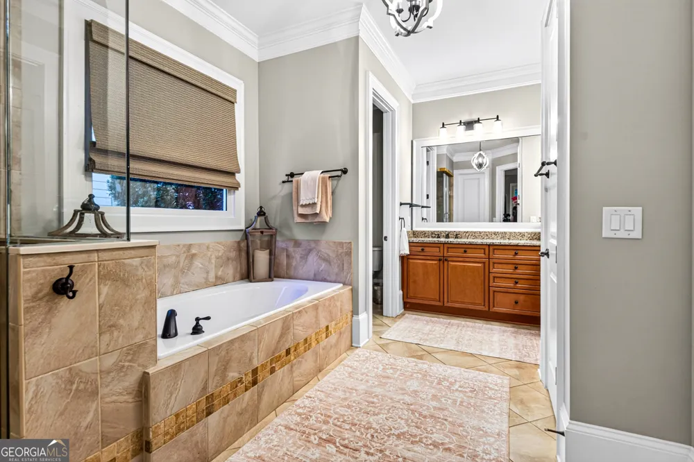 306 Horseshoe BND Statham, GA 30666