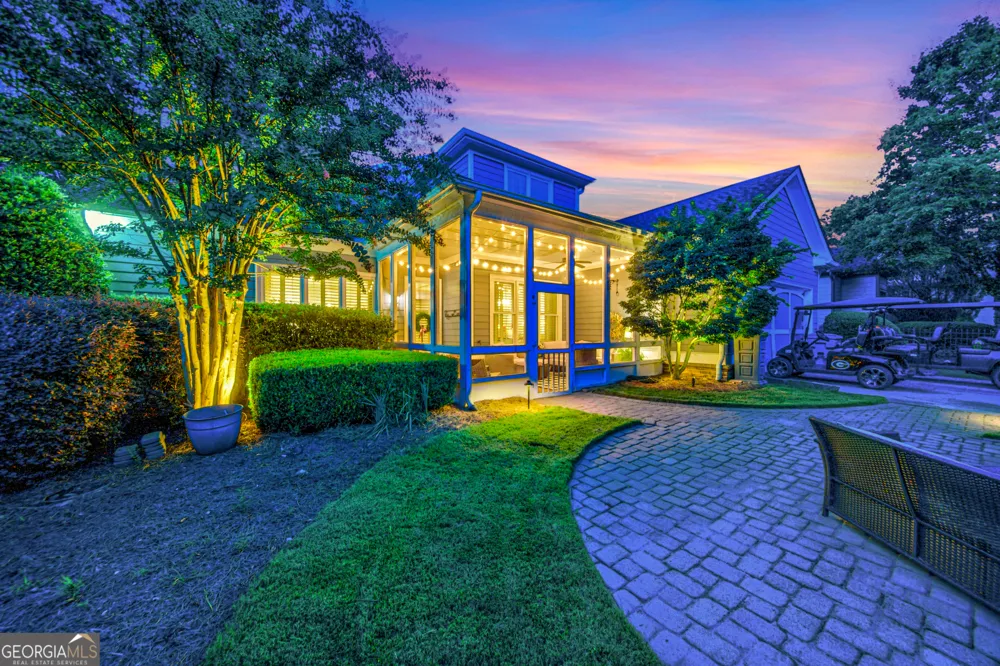 306 Horseshoe BND Statham, GA 30666