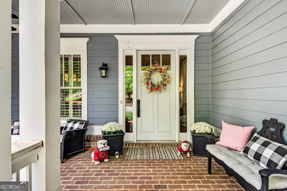 306 Horseshoe BND Statham, GA 30666