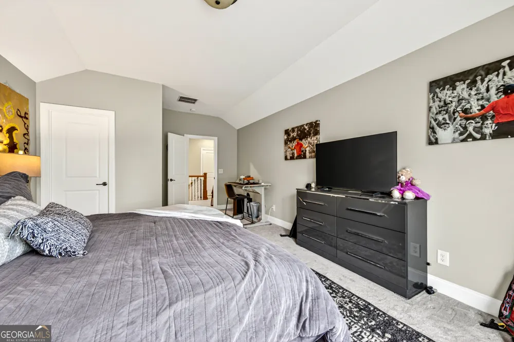 306 Horseshoe BND Statham, GA 30666
