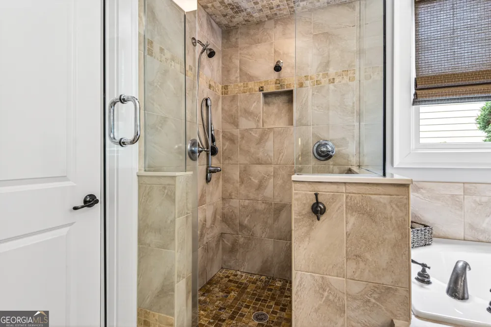 306 Horseshoe BND Statham, GA 30666
