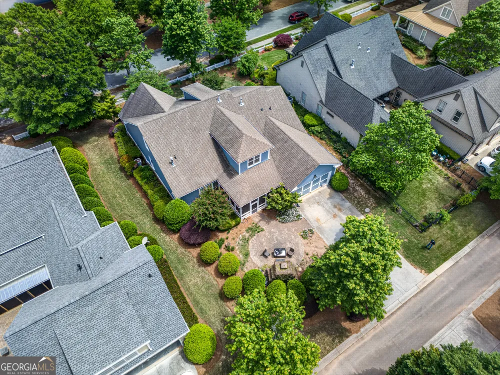 306 Horseshoe BND Statham, GA 30666