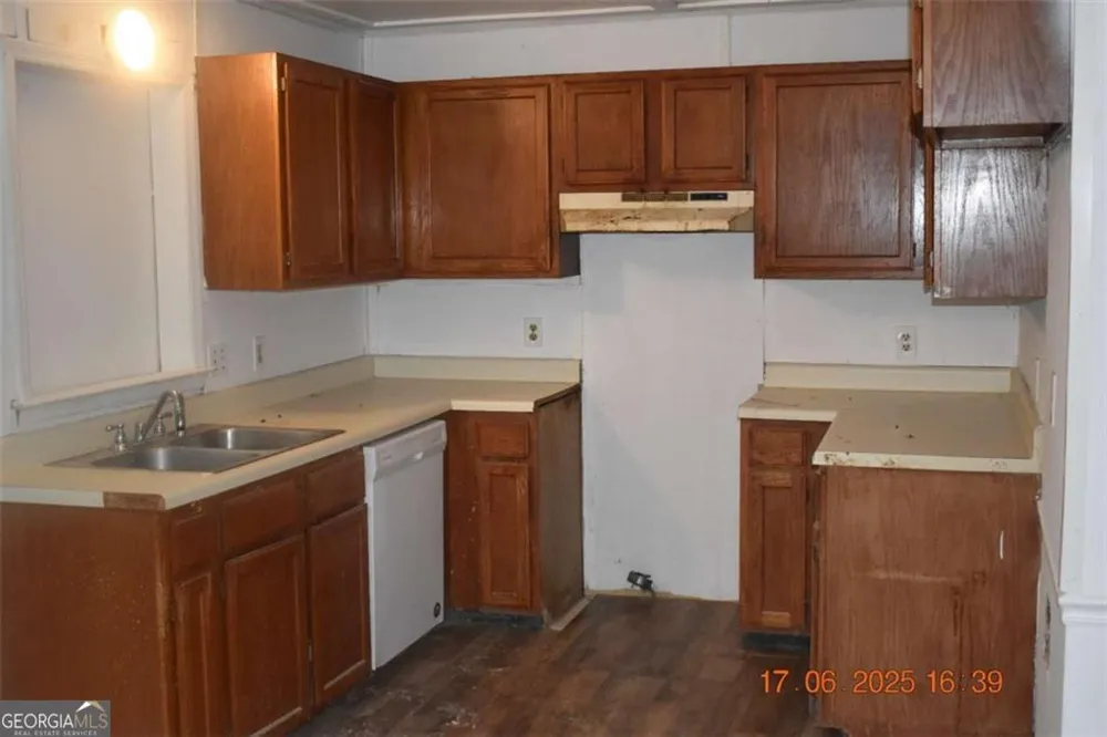 4403 Azalea DR Macon, GA 31210
