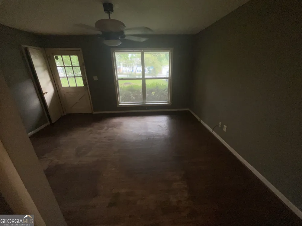 62 Jonathan RD Riverdale, GA 30274