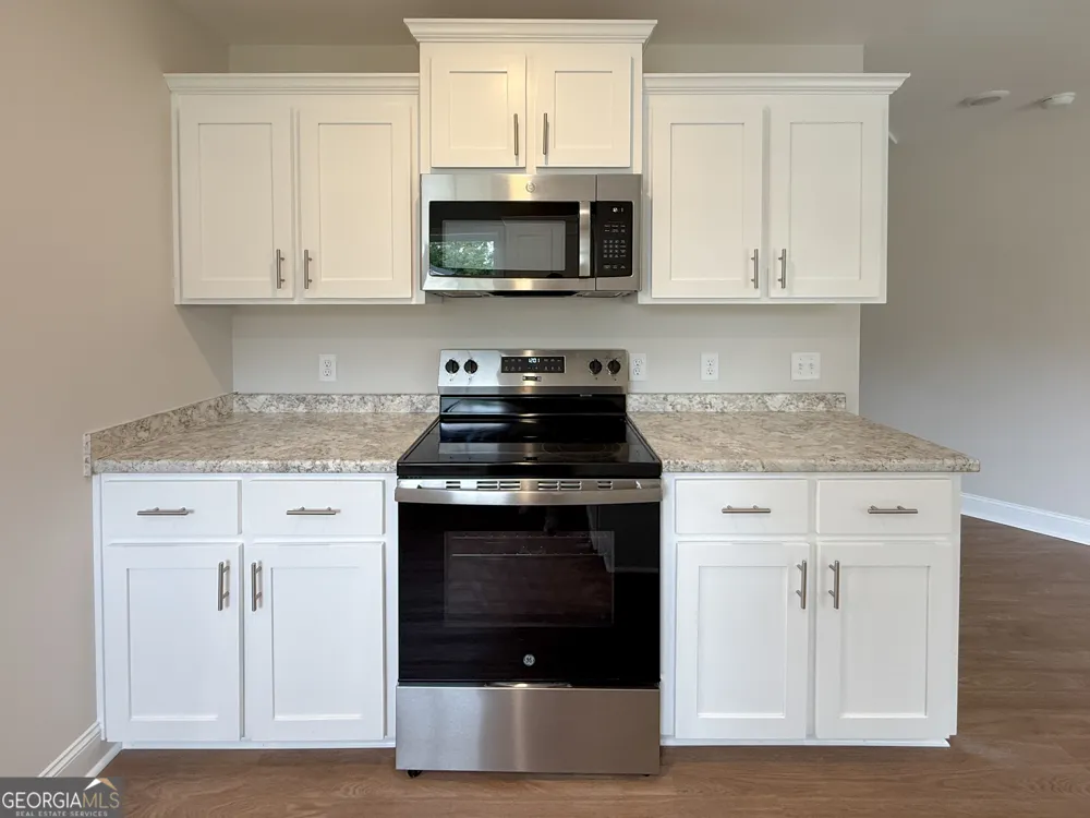 102 Ohoopee ST Reidsville, GA 30453