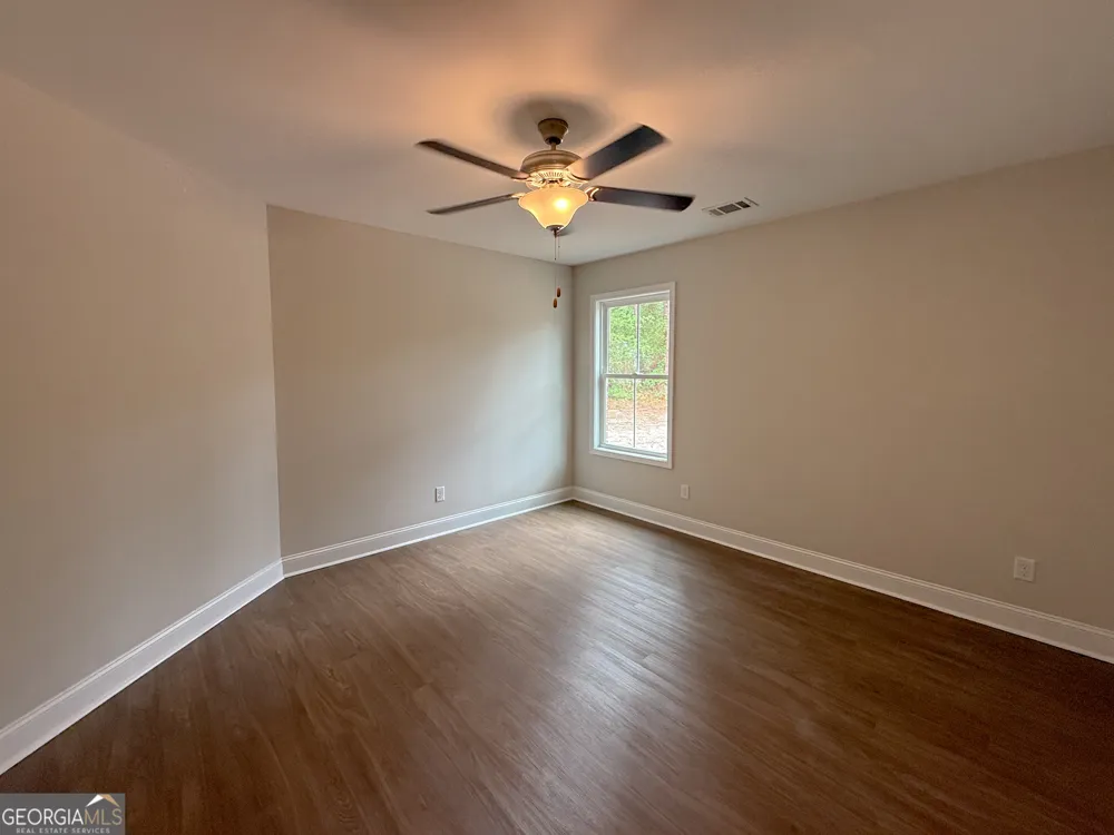 102 Ohoopee ST Reidsville, GA 30453