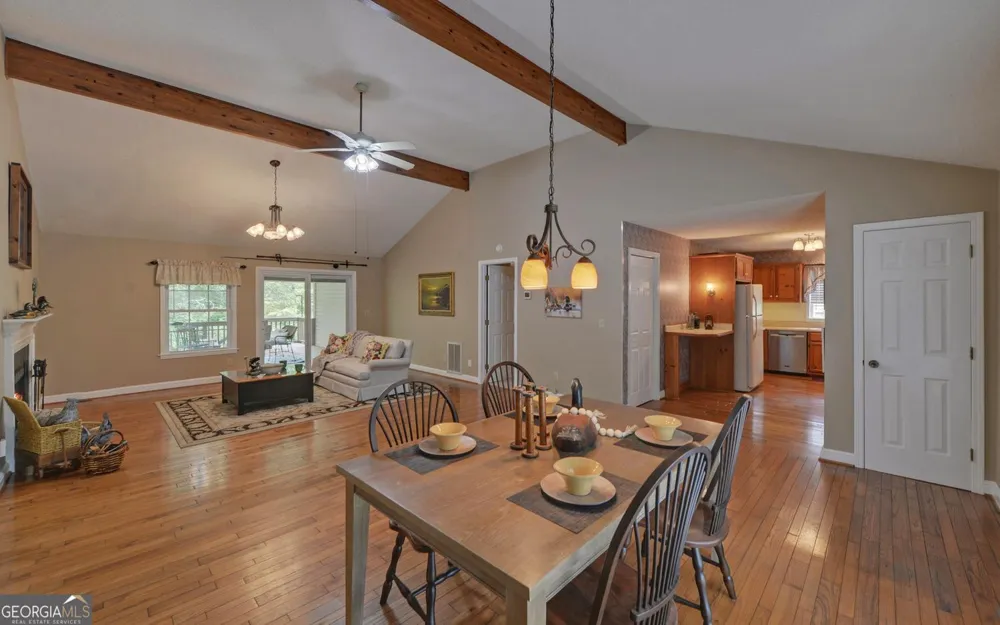157 Nelle DR Hartwell, GA 30643