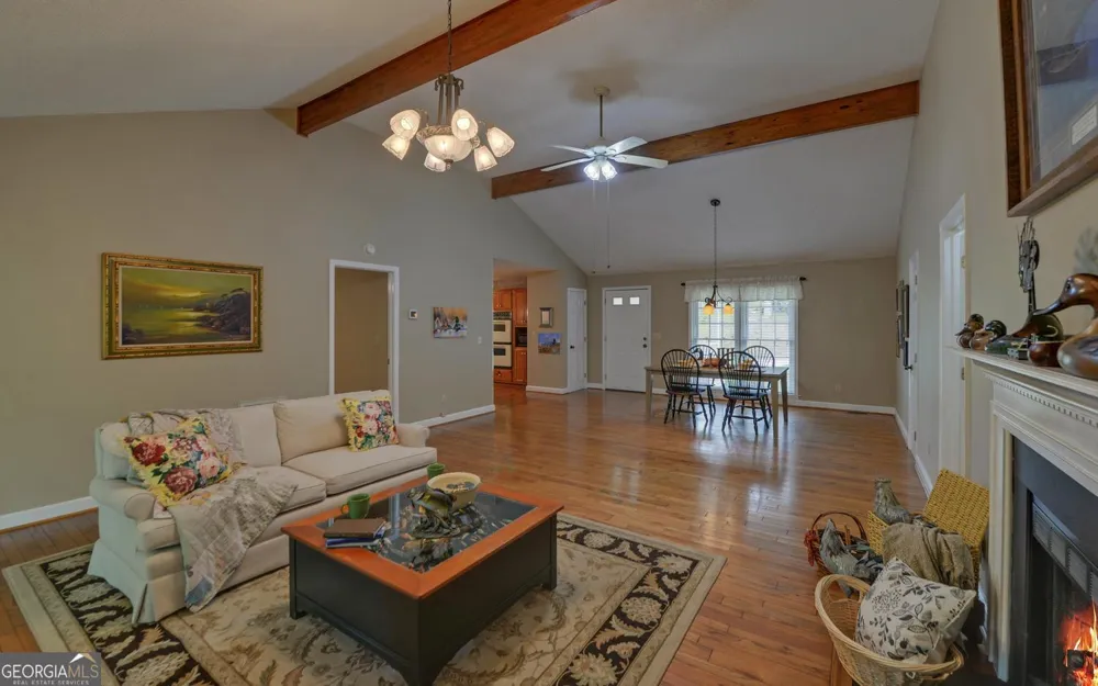 157 Nelle DR Hartwell, GA 30643