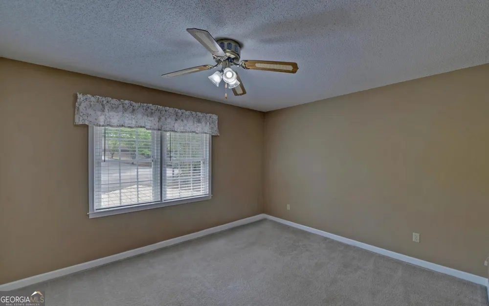 157 Nelle DR Hartwell, GA 30643