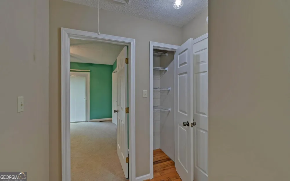 157 Nelle DR Hartwell, GA 30643