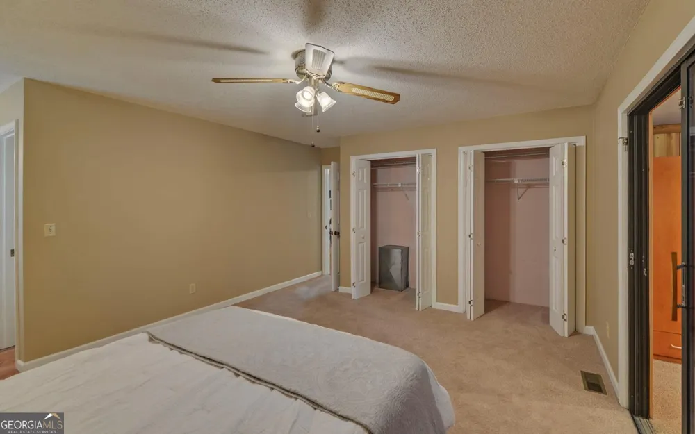 157 Nelle DR Hartwell, GA 30643