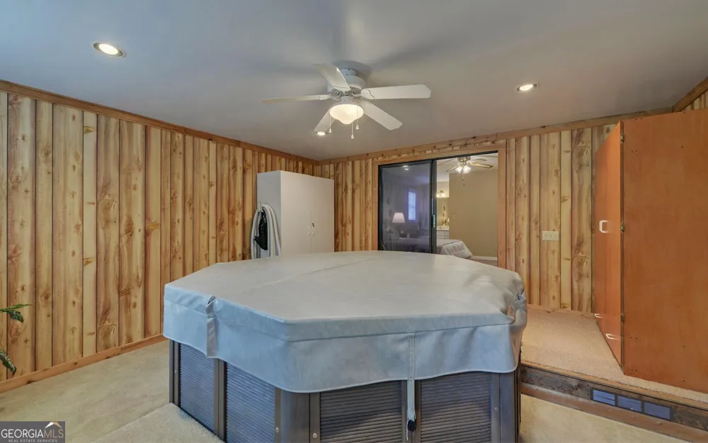 157 Nelle DR Hartwell, GA 30643