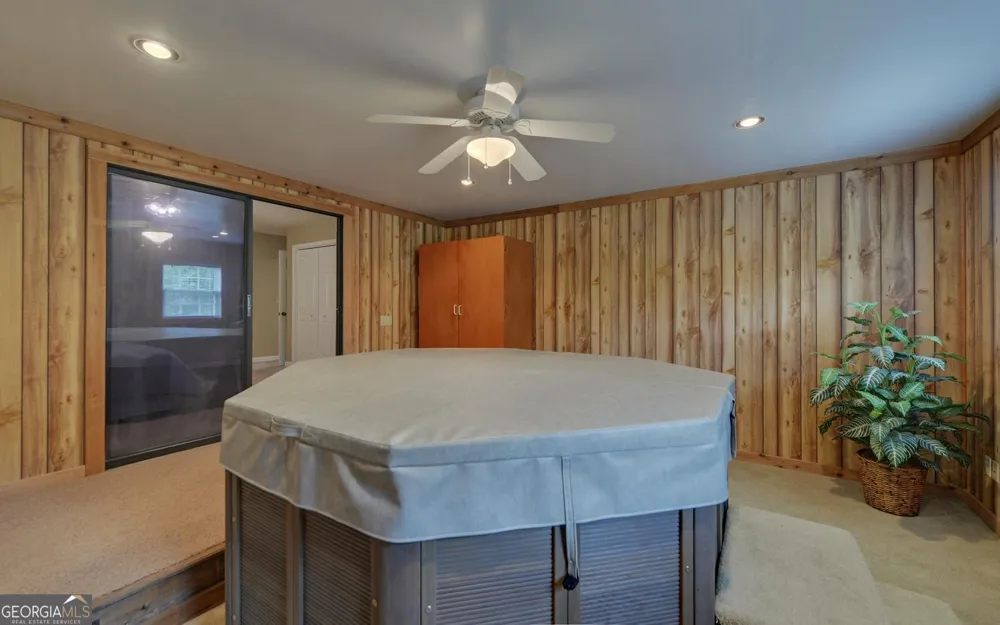 157 Nelle DR Hartwell, GA 30643