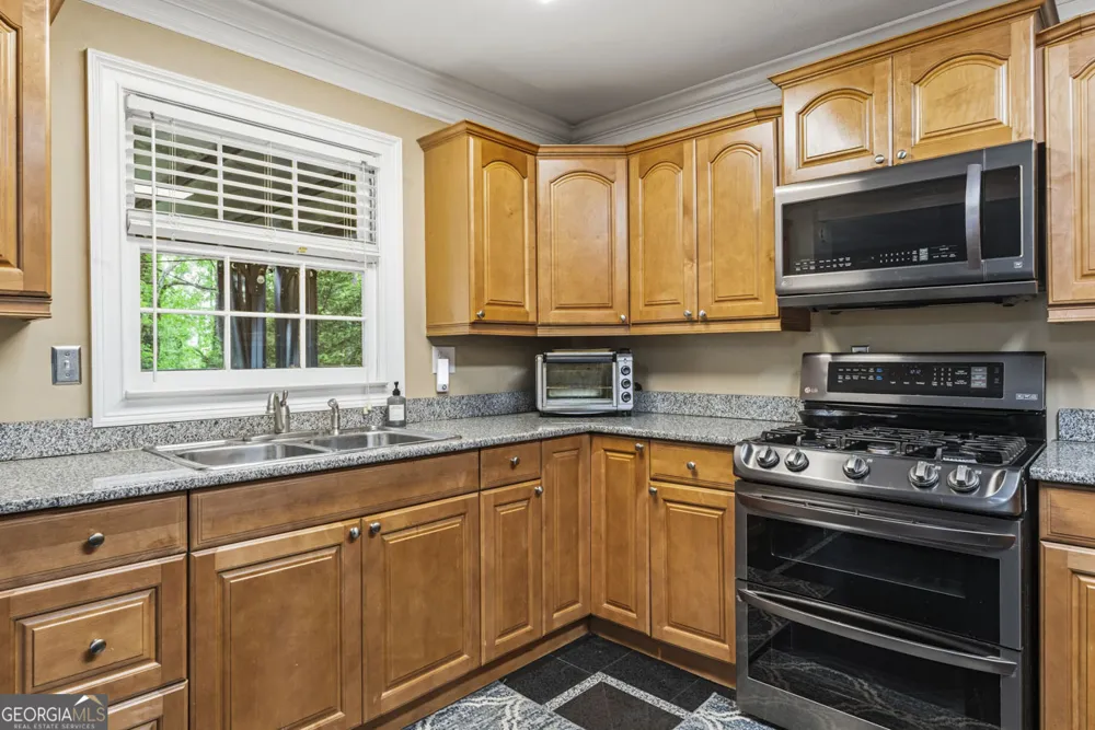 3499 Prince George ST East Point, GA 30344