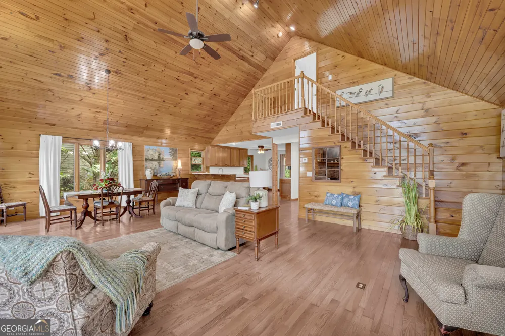 801 Starlight DR Sautee Nacoochee, GA 30571