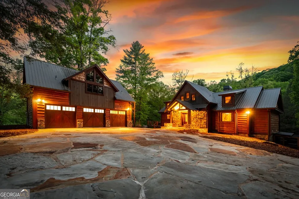 2100 Big Creek RD Cherry Log, GA 30522