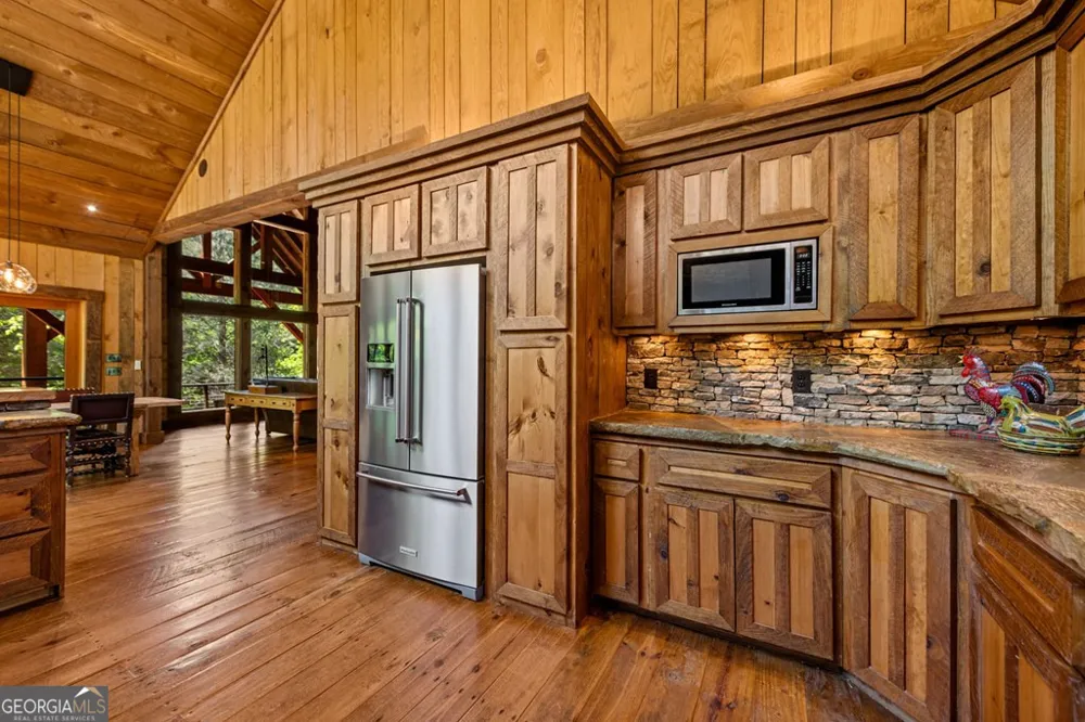 2100 Big Creek RD Cherry Log, GA 30522