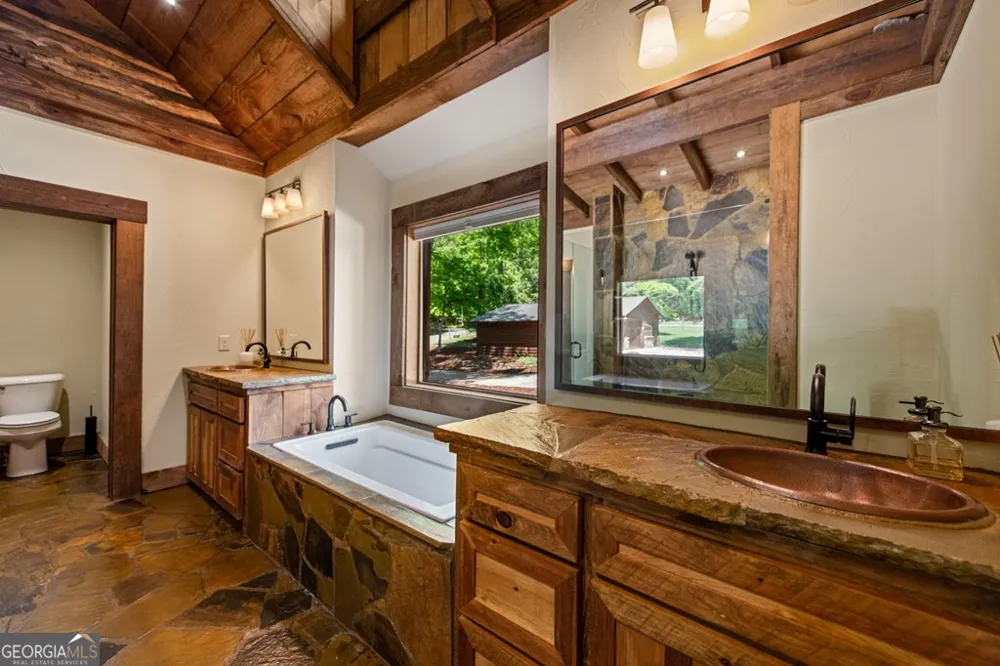 2100 Big Creek RD Cherry Log, GA 30522