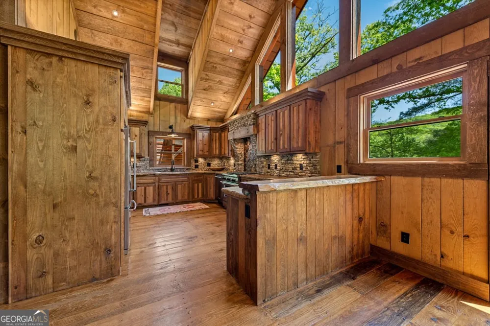 2100 Big Creek RD Cherry Log, GA 30522