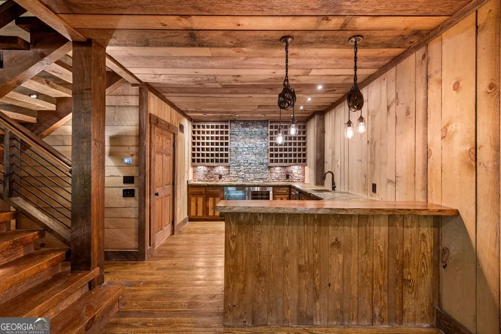 2100 Big Creek RD Cherry Log, GA 30522