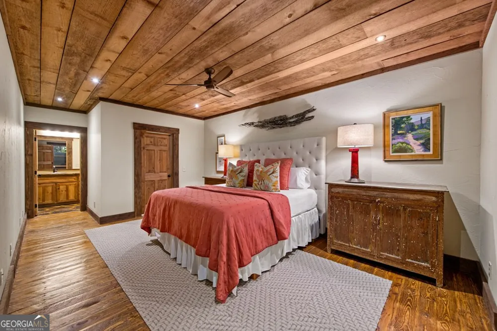 2100 Big Creek RD Cherry Log, GA 30522