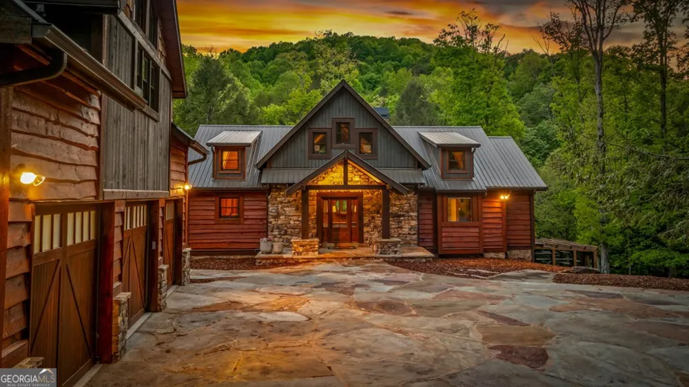2100 Big Creek RD Cherry Log, GA 30522