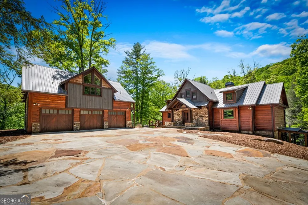2100 Big Creek RD Cherry Log, GA 30522