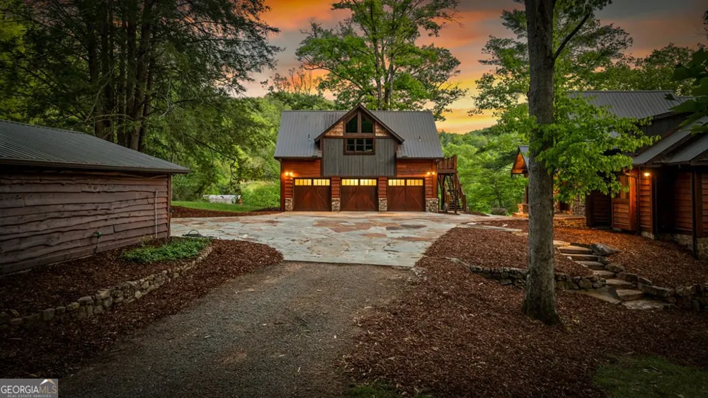 2100 Big Creek RD Cherry Log, GA 30522