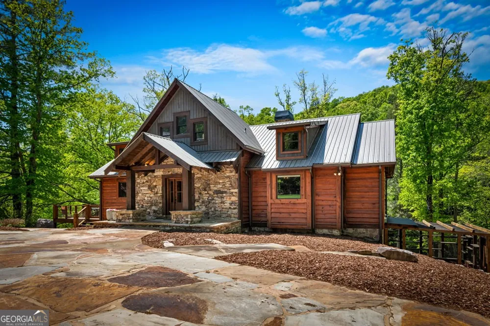 2100 Big Creek RD Cherry Log, GA 30522