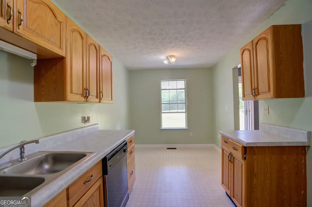 5854 Cedartown HWY SW Lindale, GA 30147