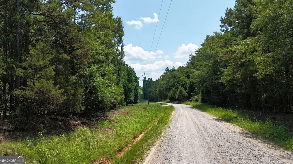 2128 Amberly RD Elberton, GA 30635