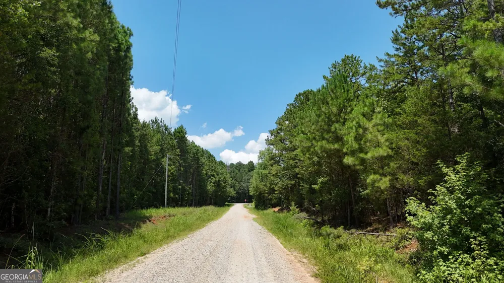 2128 Amberly RD Elberton, GA 30635