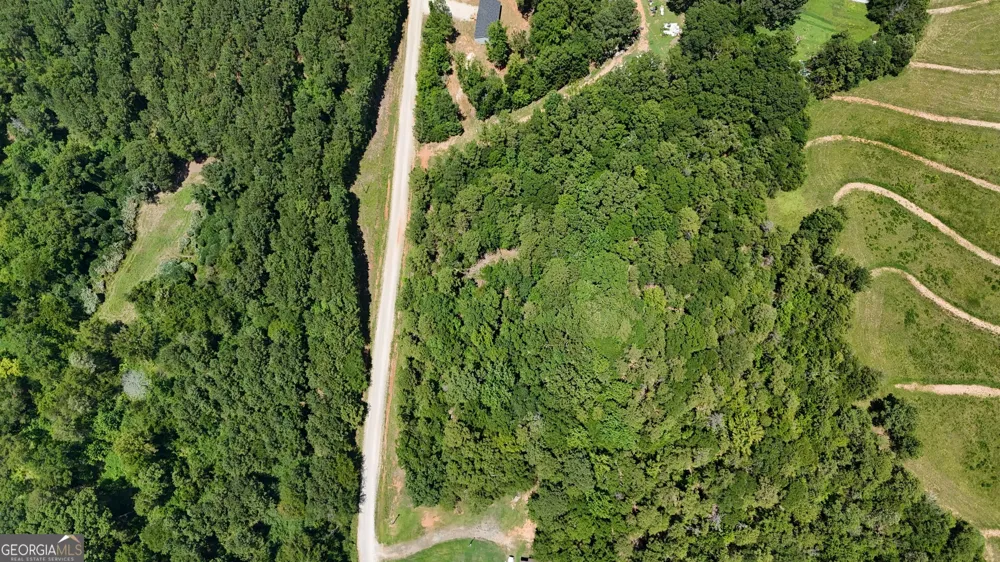 2128 Amberly RD Elberton, GA 30635